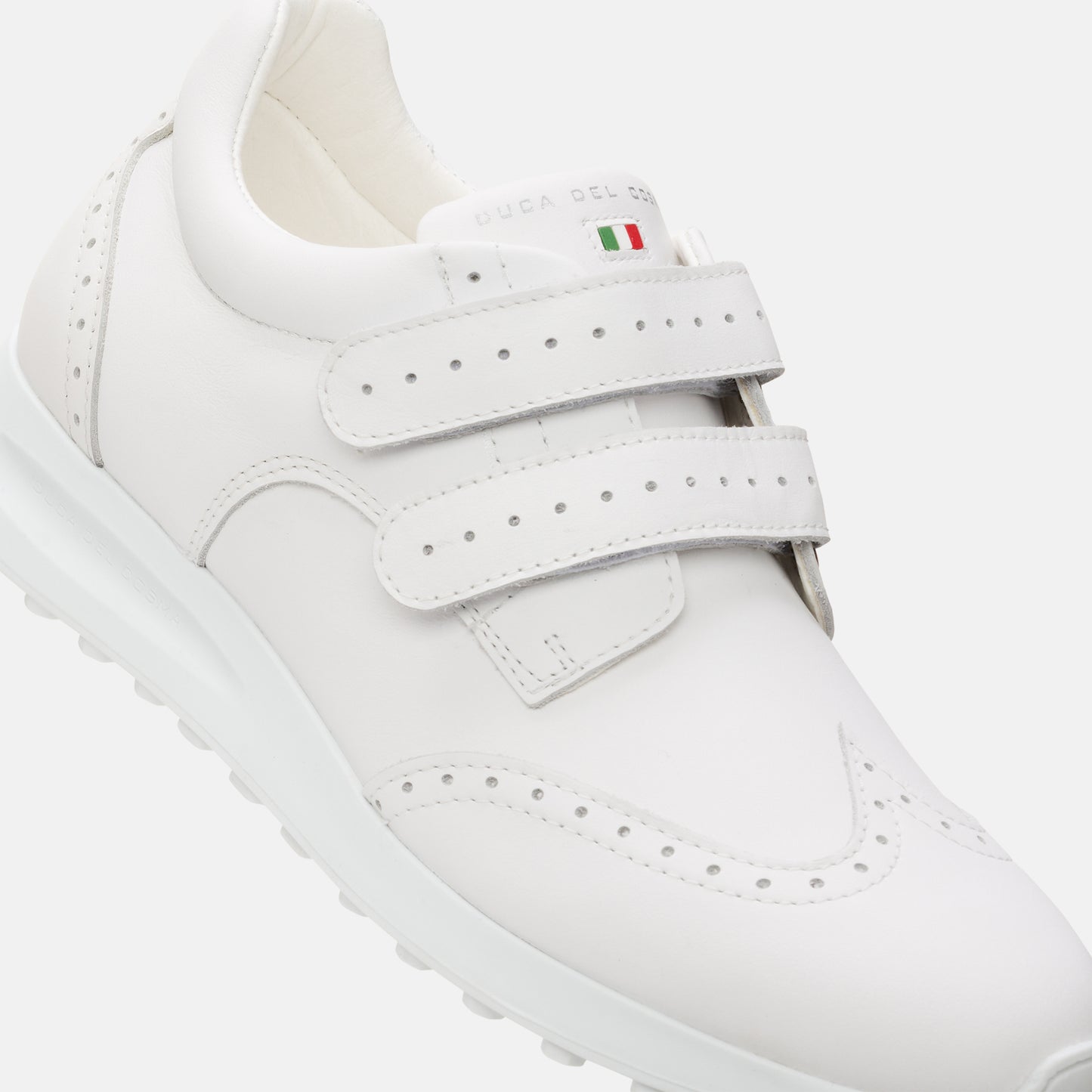 Waterproof Golf Shoe, White Golf Shoes, Lightweight Golf Shoes, Spikeless Golf Shoes, Duca del Cosma Women's Golf Shoes, Classic golf shoes.