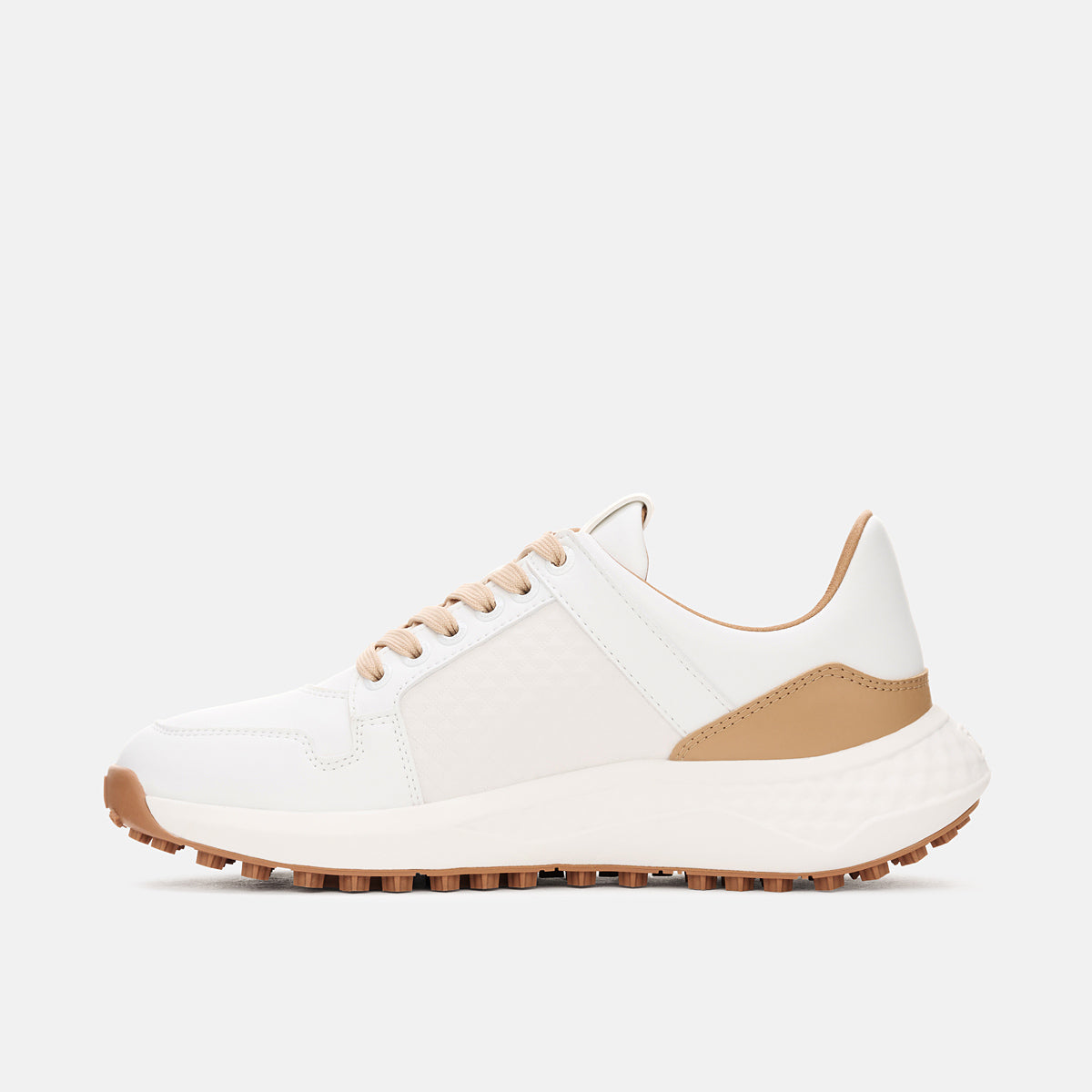 Women's golf shoes