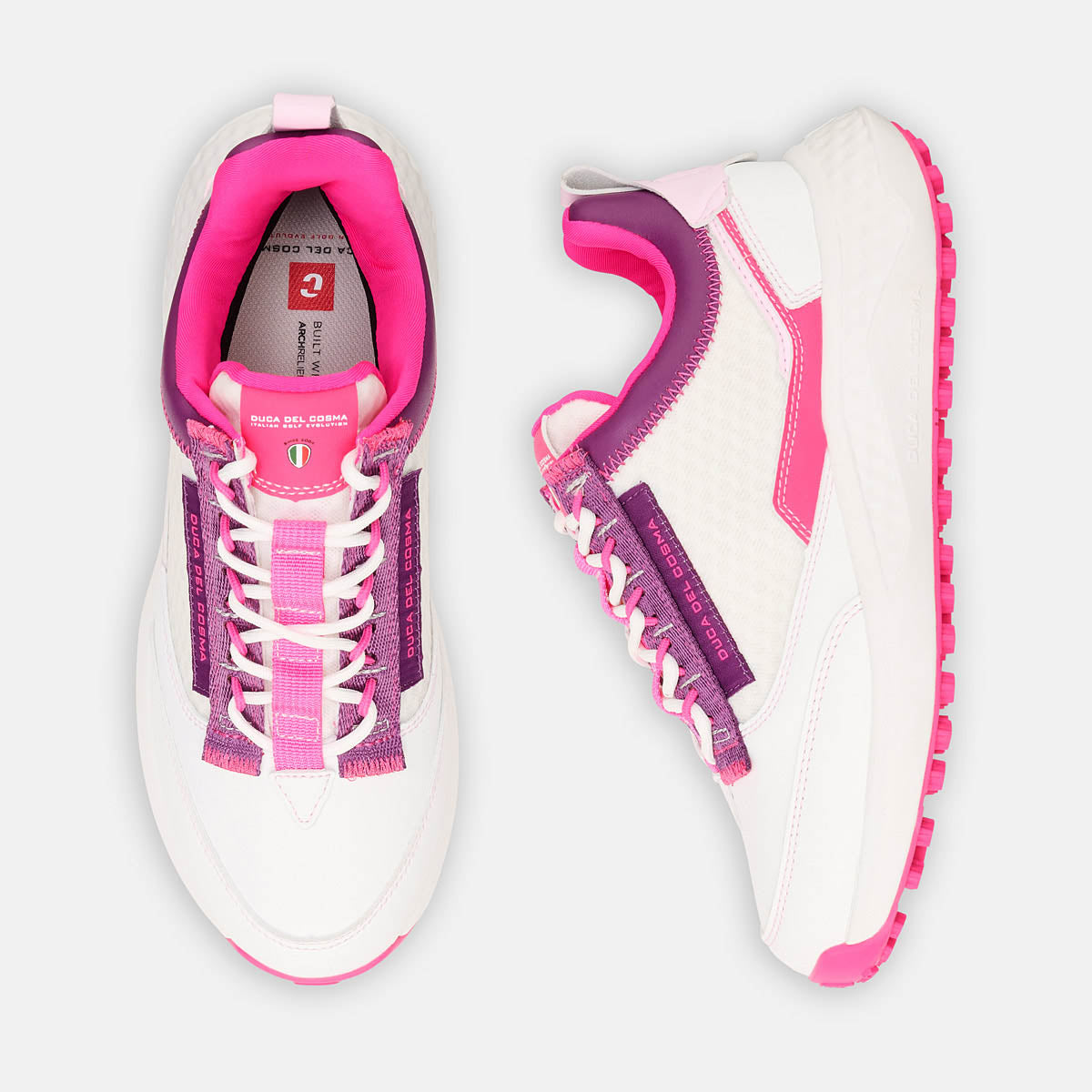 Women's golf shoes