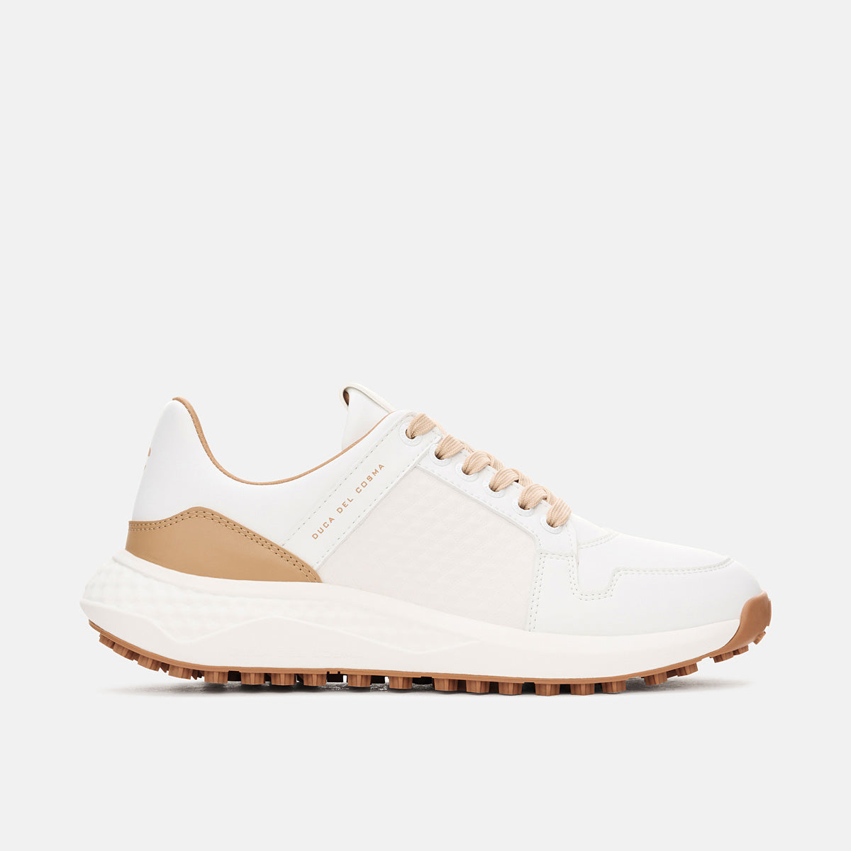 Women's golf shoes