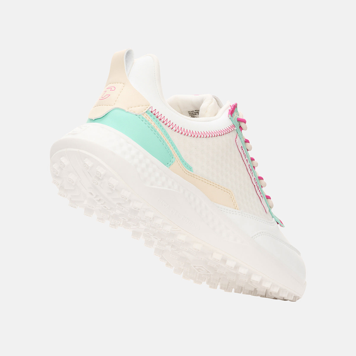 Women's golf shoes