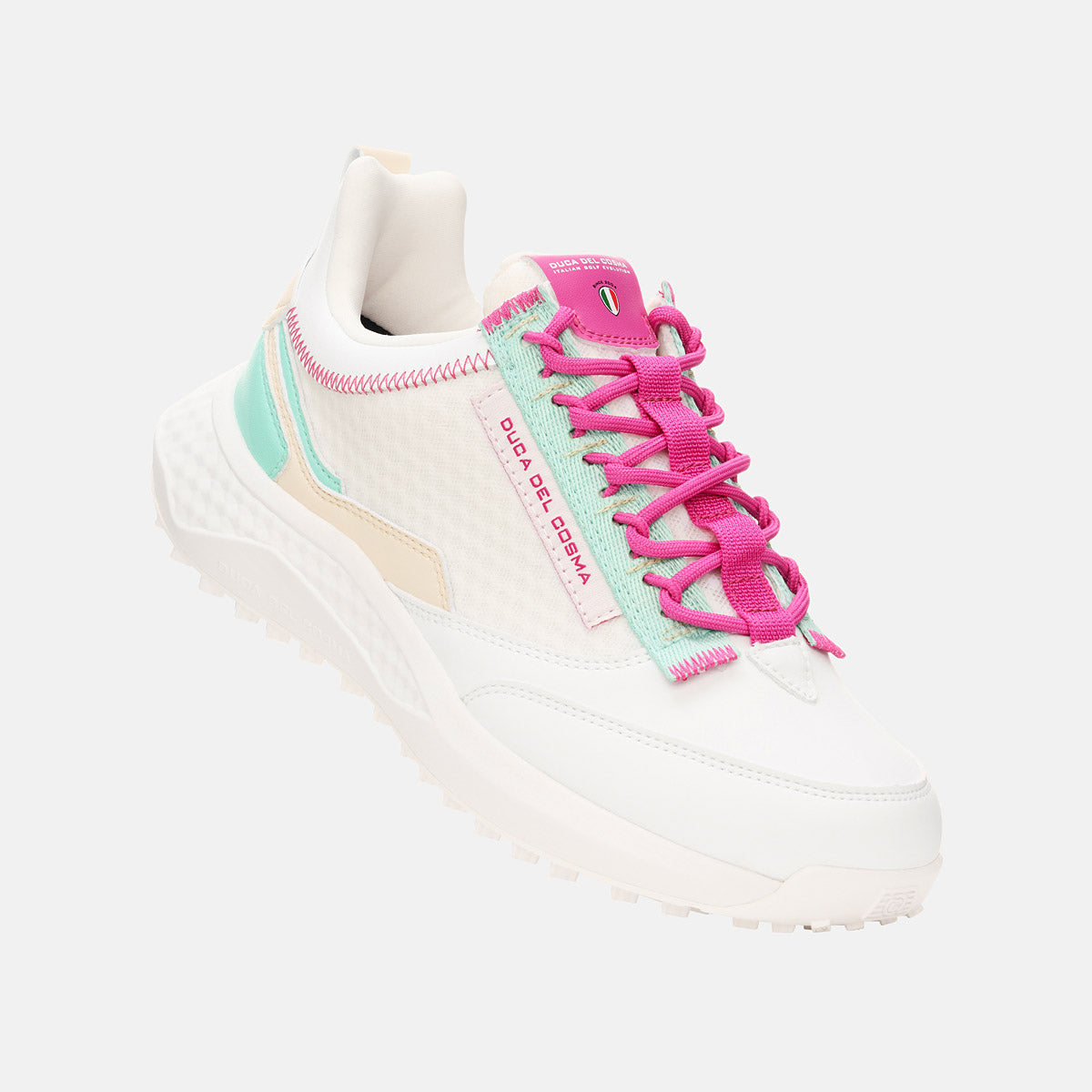 Women's golf shoes