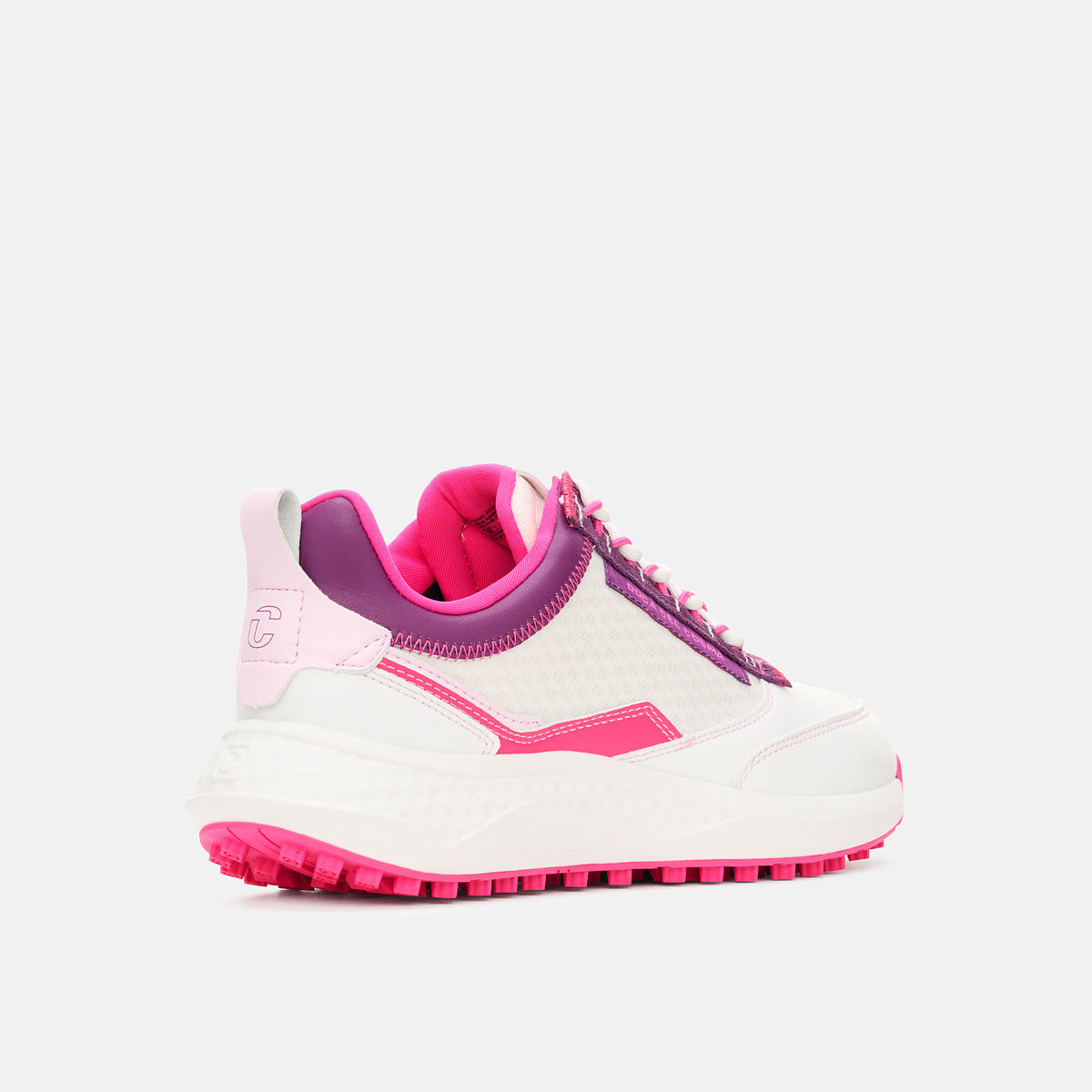 Women's golf shoes