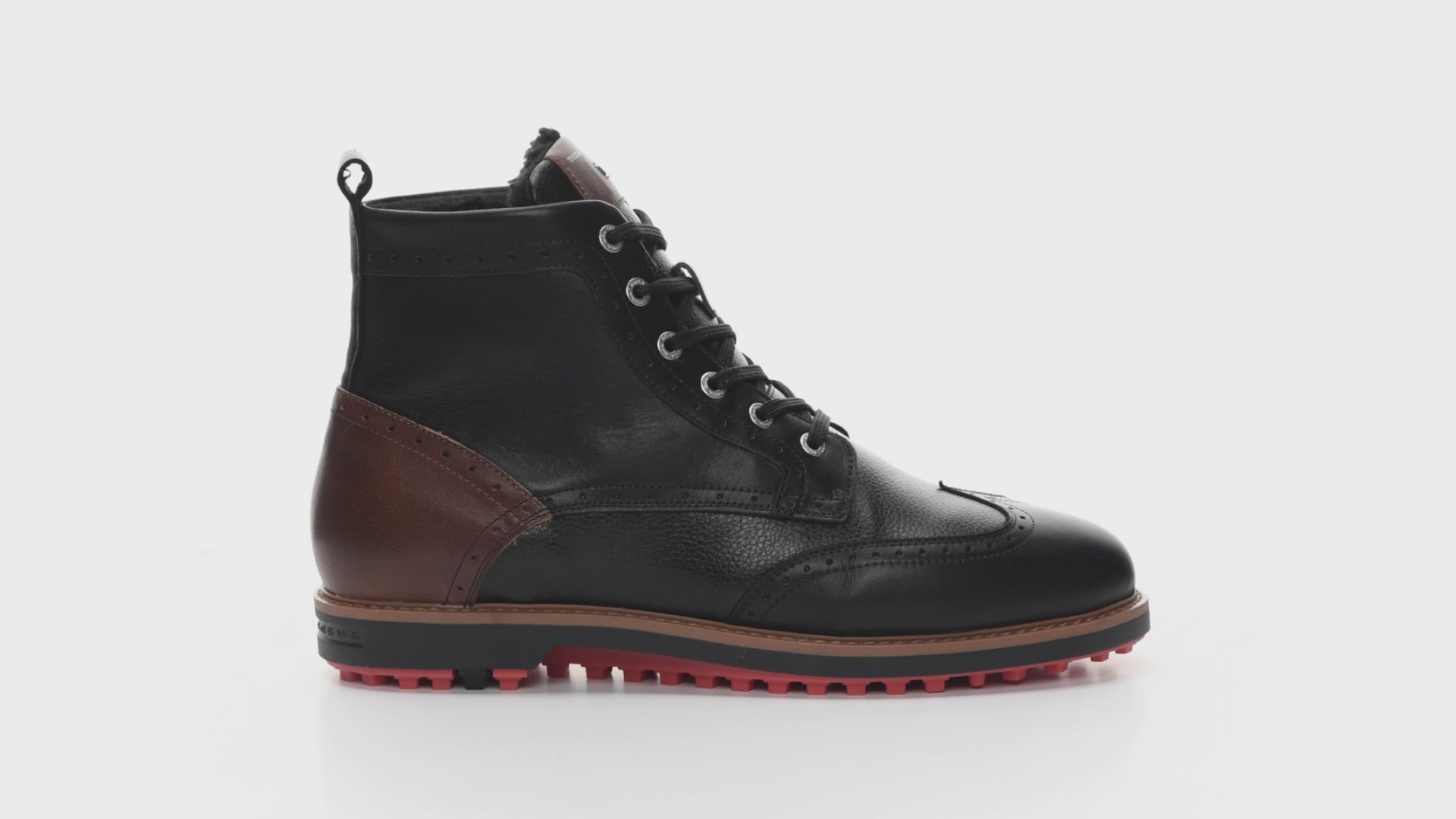 Delago black men's golf shoes the best winter golf boots for men's that are waterproof and have maximum comfort and grip
